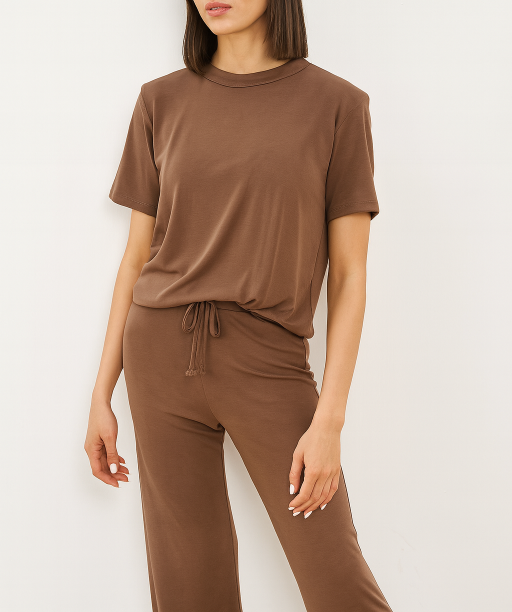 חליפת ניקי כותפות מודאל