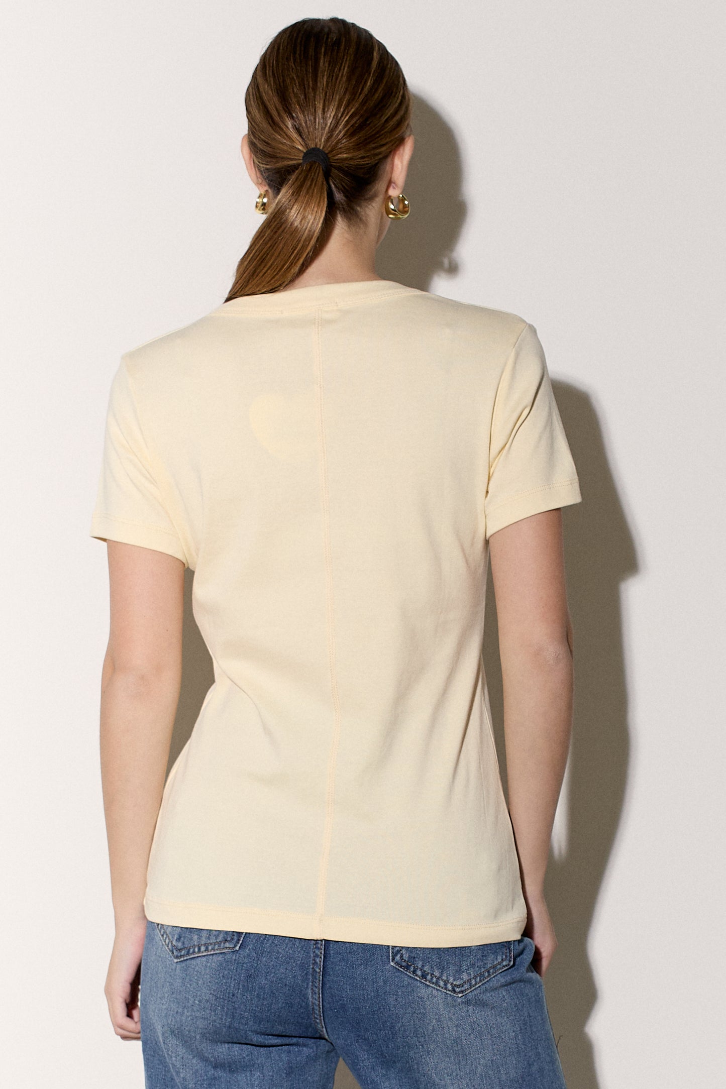 חולצת פיינריב גולי תפר בגב