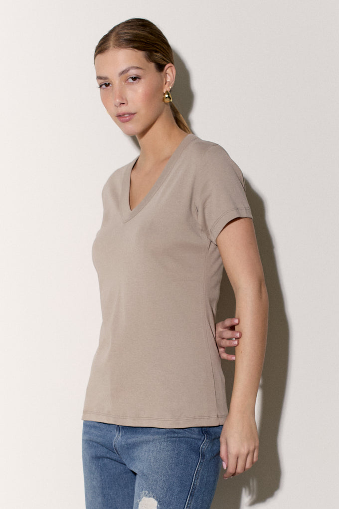 חולצת פיינריב גולי תפר בגב