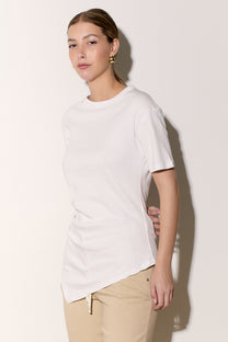 בייסיק ניקי יסמין