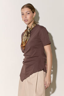 בייסיק ניקי יסמין