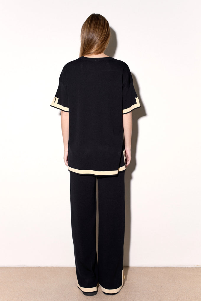 חליפת סריג אלמה