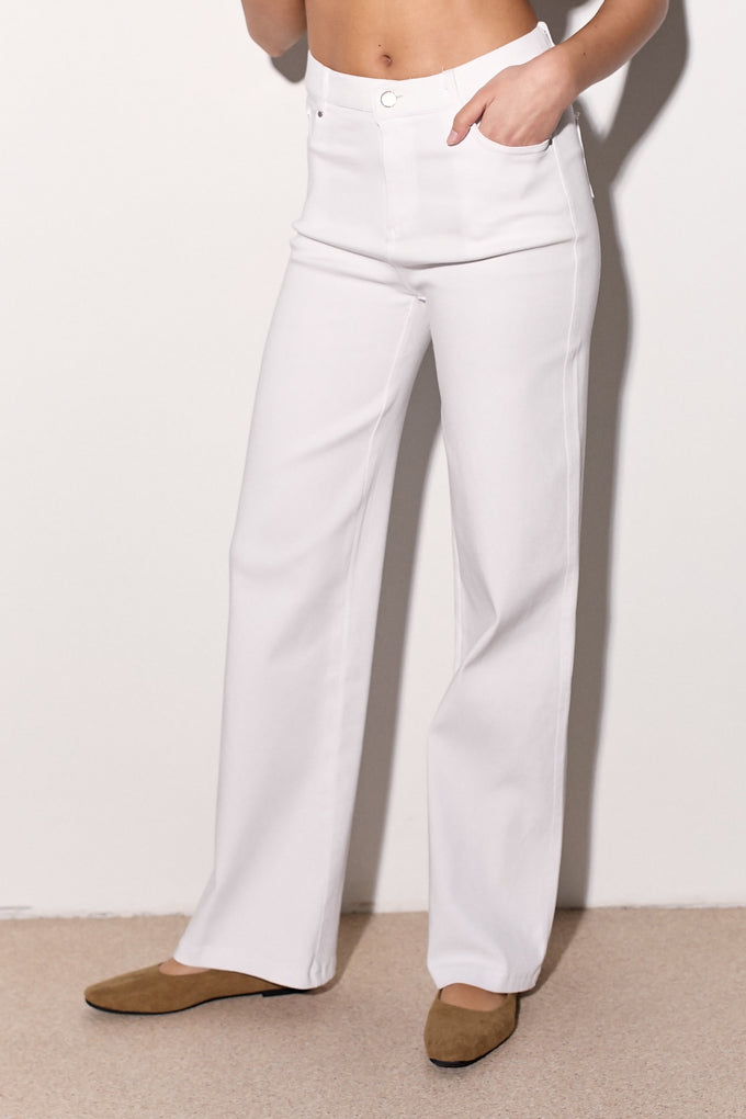 מכנסי 5 פוקטס מתרחבים