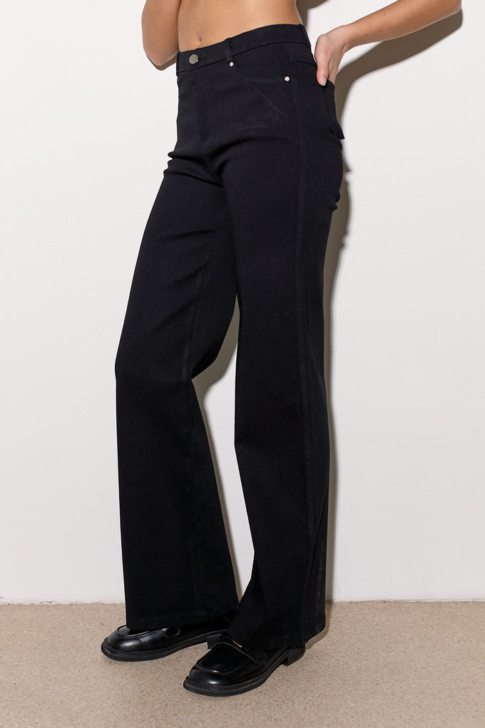 מכנסי 5 פוקטס מתרחבים