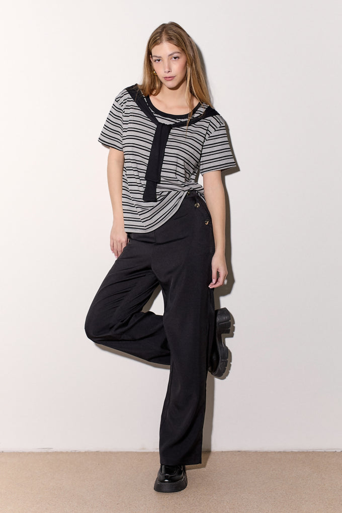 חולצת פסים עניבה