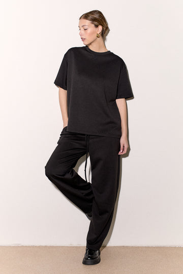 חליפת טוקיו