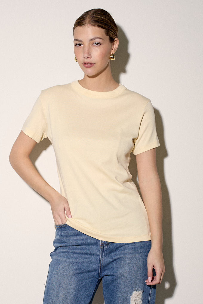 חולצת ניקי פיינריב תפר בגב