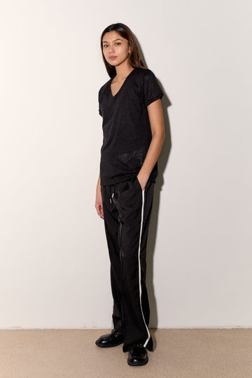 חולצת וי סלאב מוס