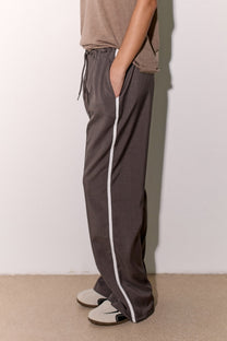 מכנסי טיפאני