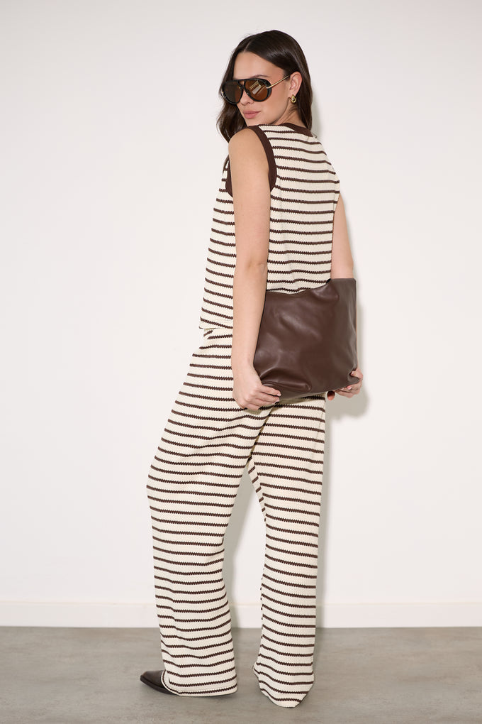 חליפת ווסט אמיליה