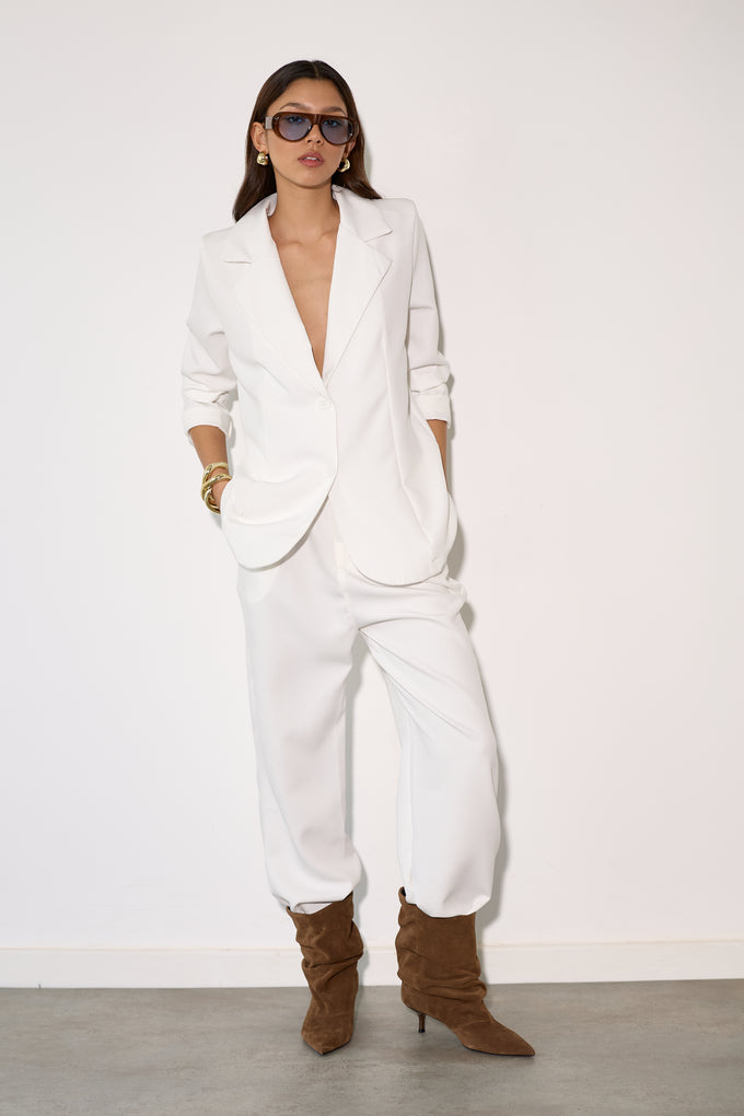 חליפת בלייזר אלגנט