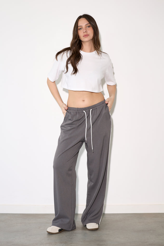 מכנסי פסים ג'יני