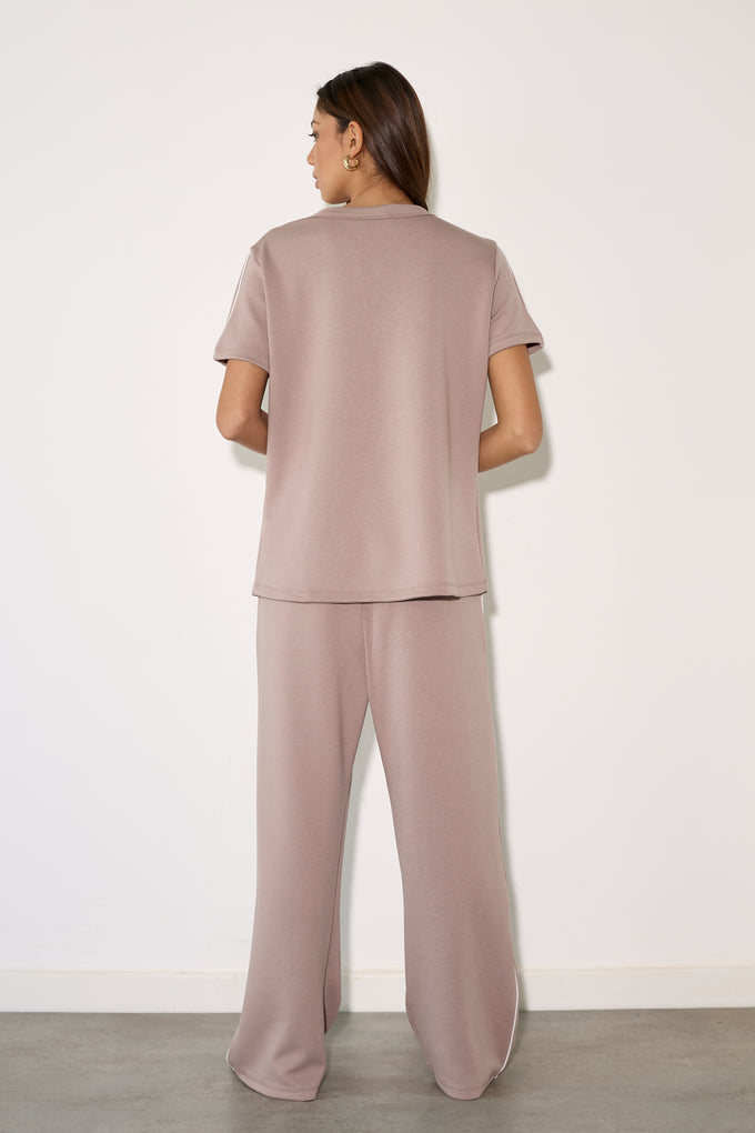 חליפת V מודאל פספויל