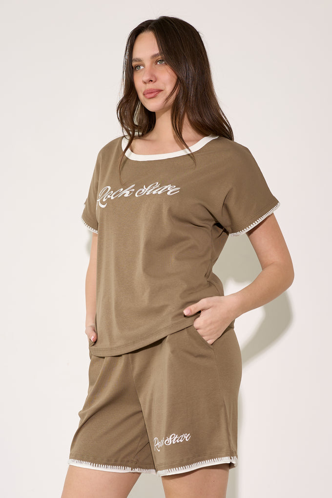 חליפת שורט ריקמה