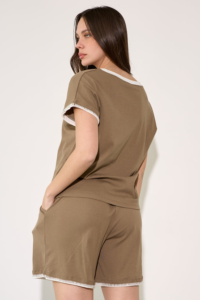 חליפת שורט ריקמה