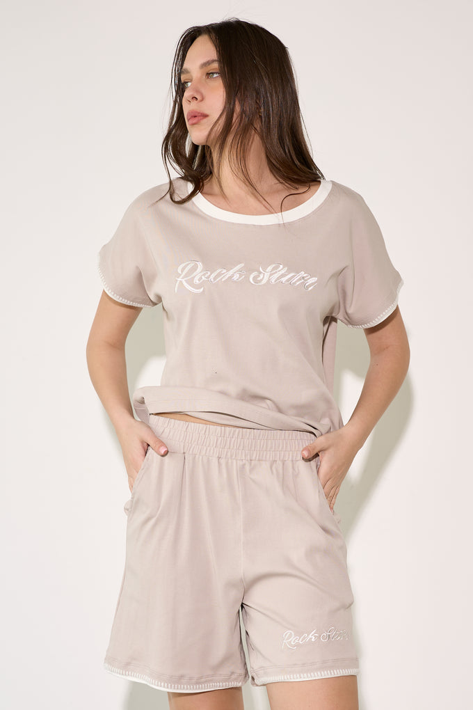 חליפת שורט ריקמה