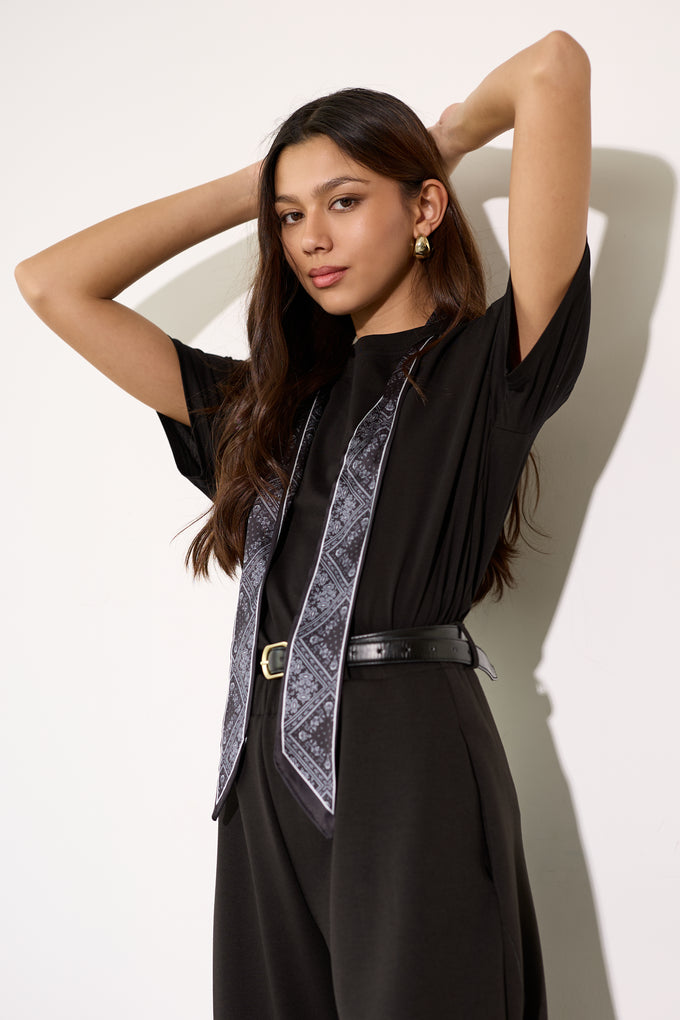 חולצת ניקי בנדנה