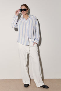 מכופתרת פשתן ג'יימס