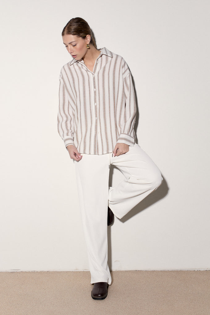 מכופתרת פשתן ג'יימס