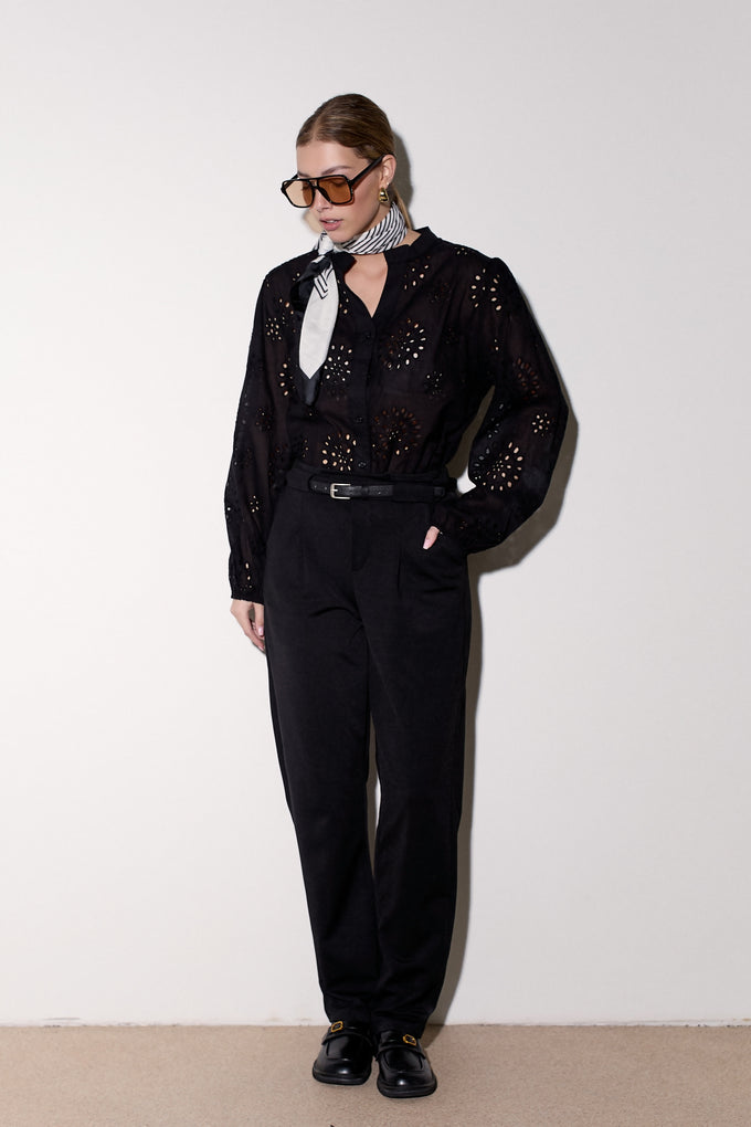 חולצת קרושה מכופתרת