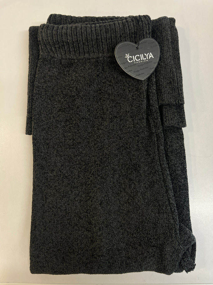 מכנסי סריג מתרחבים