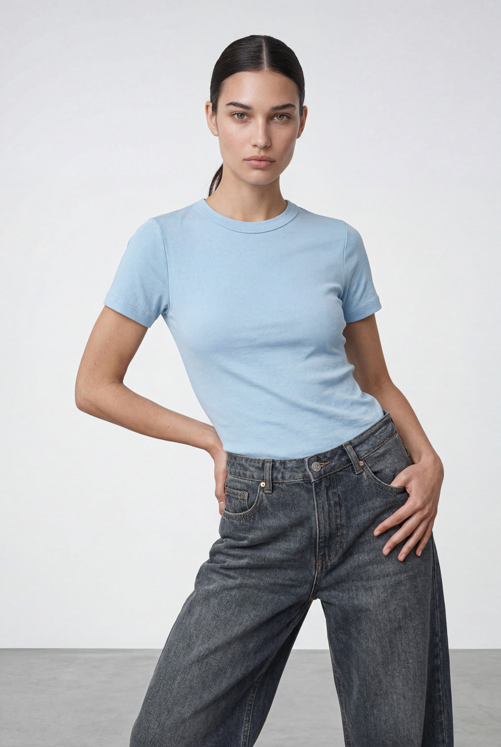 חולצת ניקי פיינריב תפר בגב