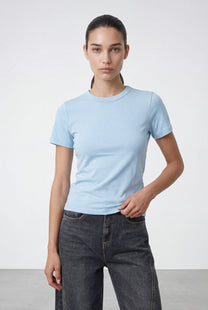 חולצת ניקי פיינריב תפר בגב