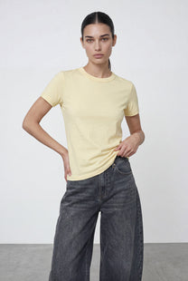 חולצת ניקי פיינריב תפר בגב