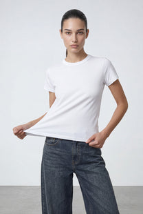 חולצת ניקי פיינריב תפר בגב