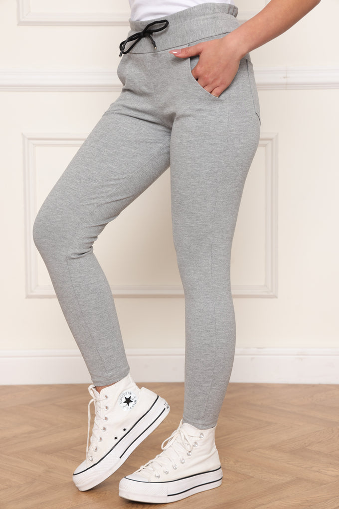 מכנסי גרסי מחטבים עם שרוך