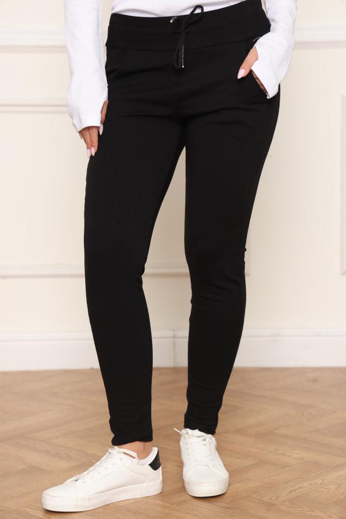 מכנסי גרסי מחטבים עם שרוך