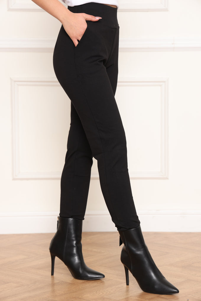 מכנסיים מחטבים חגורה גבוהה