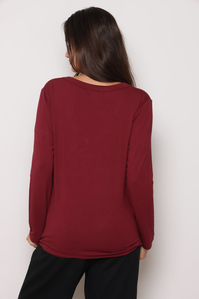 חולצת וי צווארון עבה