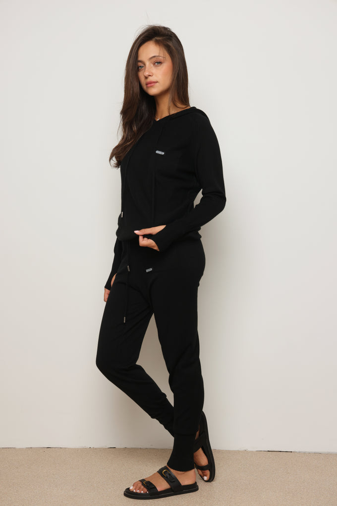 חליפת סריג קפוצ'ון