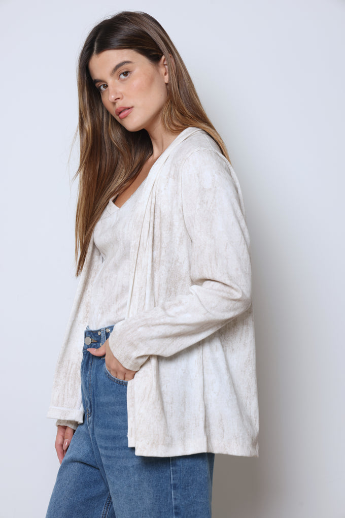 עליונית בשילוב גופייה מבד ריב סטון וואש