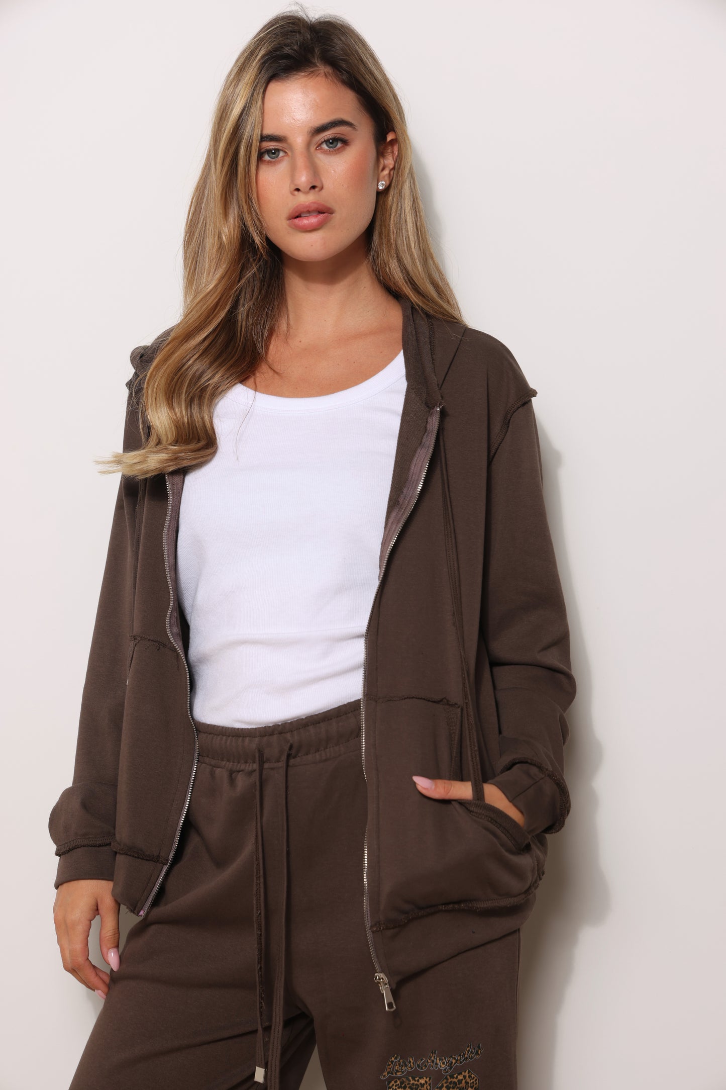 חליפת פרנ'ץ מונרו