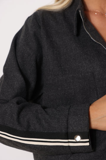 חליפת צמר רוכסן