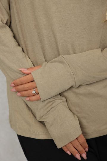 חולצת חצי גולף