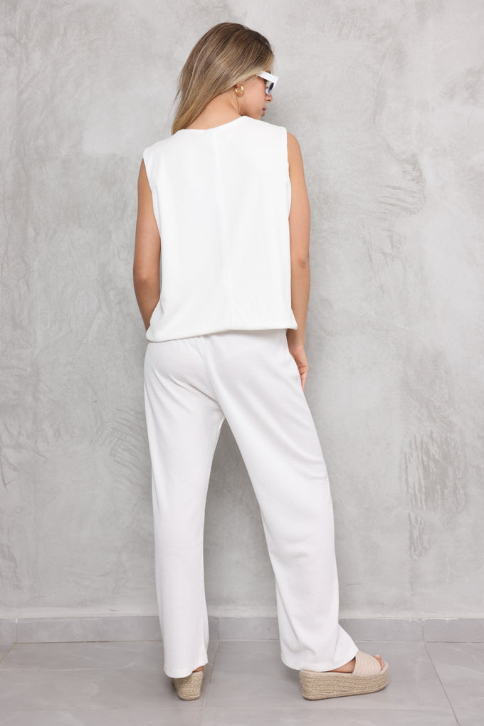 חליפת ווסט אשלי