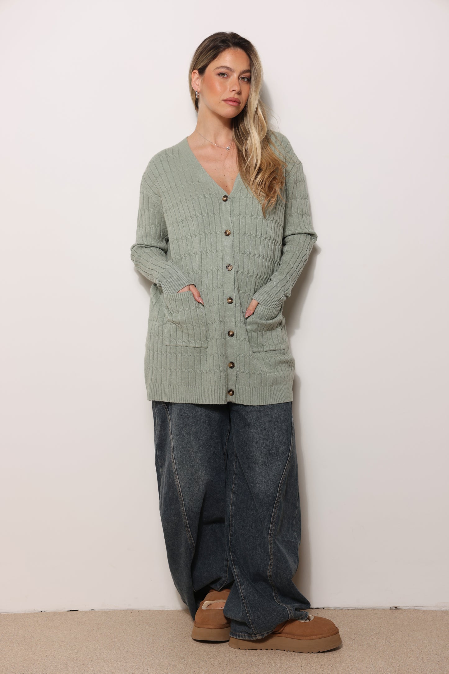 קרדיגן סריג צמות