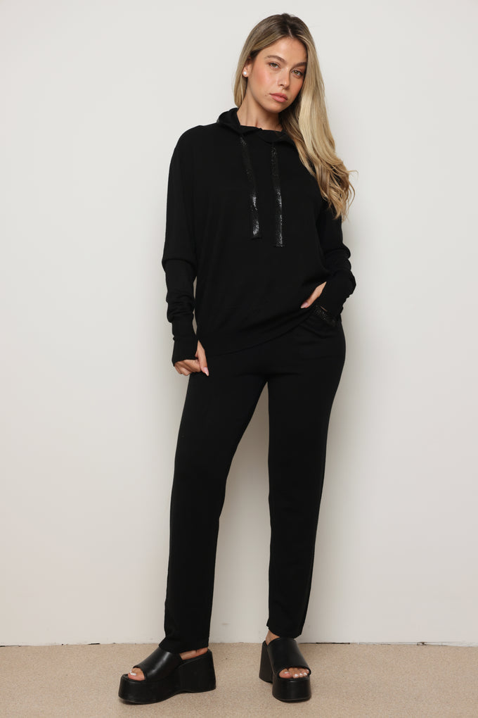 חליפת סריג דקל