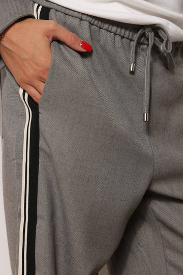 חליפת צמר רוכסן