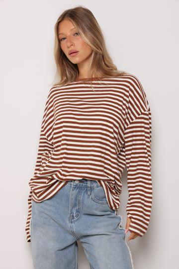 חולצת ניקי ריב כפפה