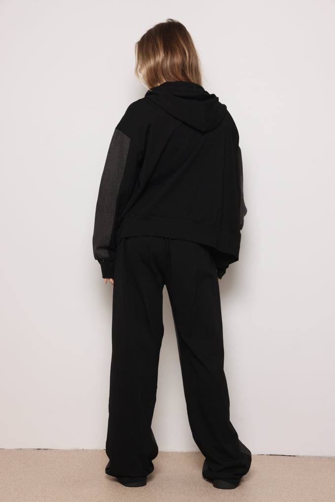 חליפת מתיאו שילוב ג'ינס