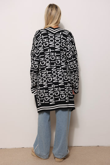 קרדיגן סריג אותיות