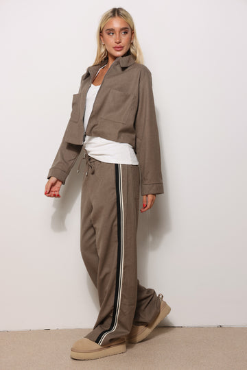 חליפת צמר רוכסן