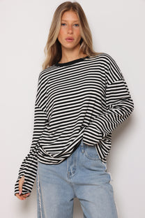 חולצת ניקי ריב כפפה