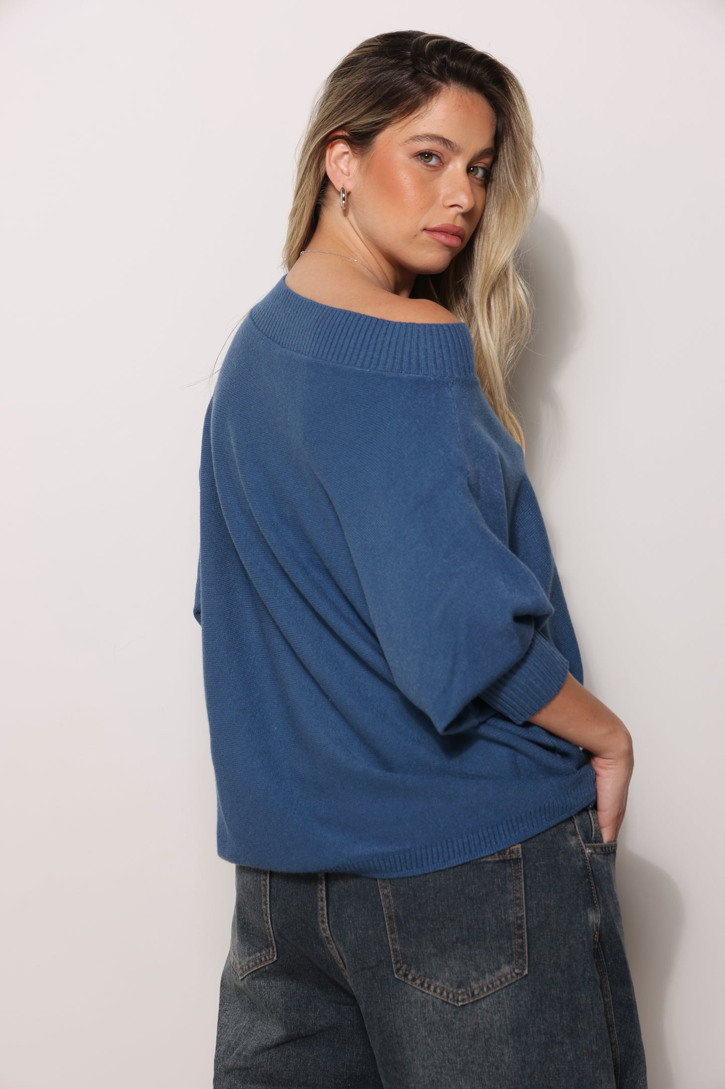 סריג במגע רך רייבן