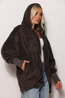 פונצ'ו כירבולית מנג'ט