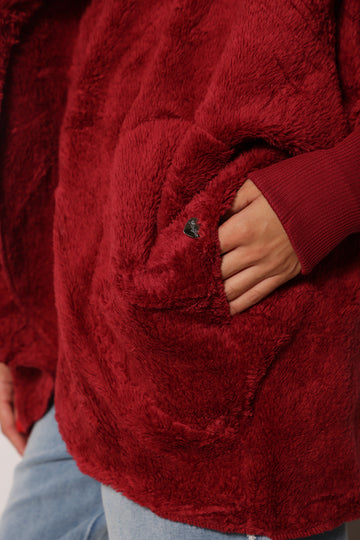 פונצ'ו כירבולית מנג'ט